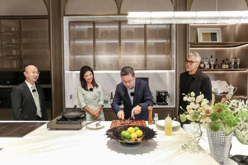 马光远、春妮共鉴藏品，懋源璟玺极致顶配湖境墅王压轴亮相